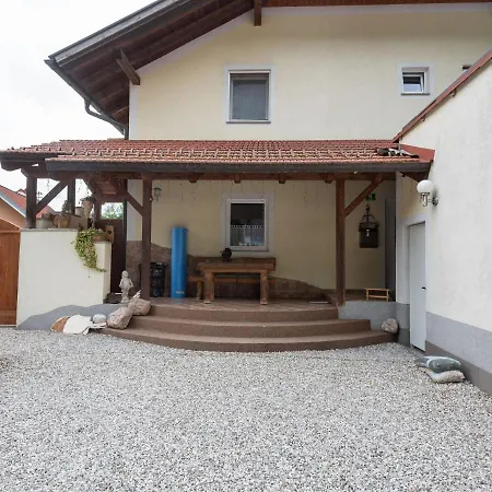 Tatil Evi Modern Holiday In With Garden