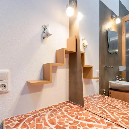Tatil Evi Modern Holiday In With Garden *